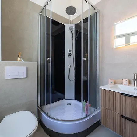 Guest house Le 16 Barisart 4*